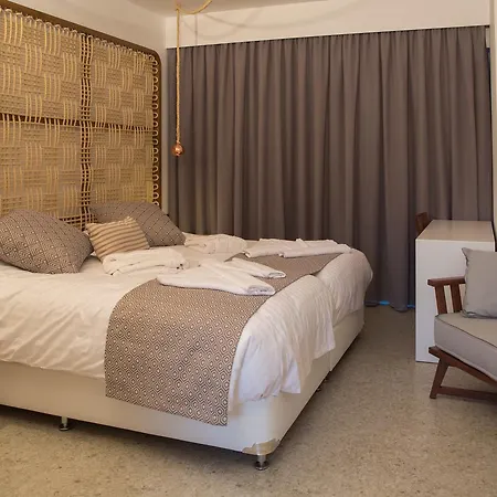 Angela Suites Bed & Breakfast *