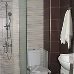 B&B Angela Suites *