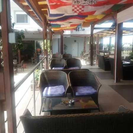 Angela Suites Panzió Tigaki